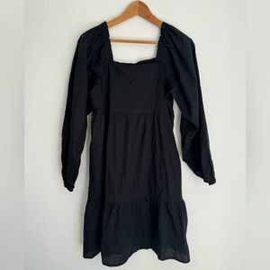 Universal Thread Black Smocked Dress Size Small